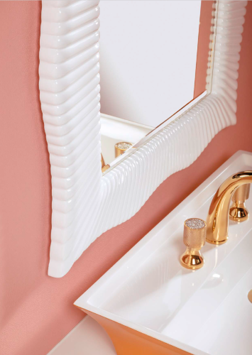 Зеркало 70х100 с подсветкой Armadi Art SOHO 561 light