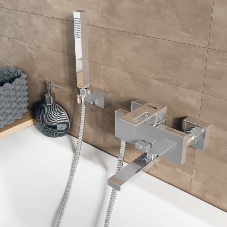Alme 1501 Смеситель для ванны с коротким изливом интернет магазин сантехники BATHPOINT