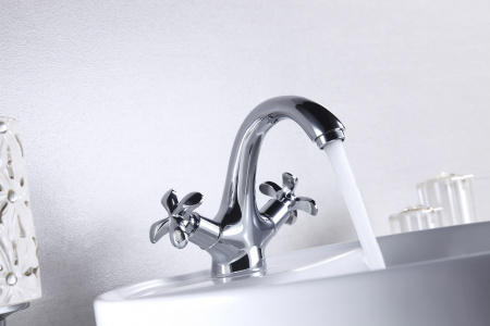 Смеситель Lemark Flora LM0106C для раковины интернет магазин сантехники BATHPOINT