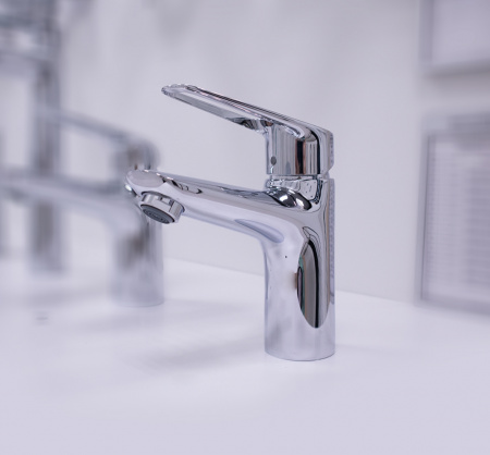 Смеситель Hansgrohe Novus Loop 71081000 интернет магазин сантехники BATHPOINT