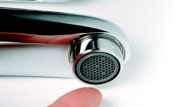 Настенный смеситель для умывальника Ravak 10° 16.5 28.8 интернет магазин сантехники BATHPOINT