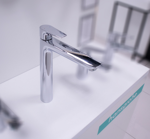 Смеситель  Hansgrohe  18  интернет магазин сантехники BATHPOINT