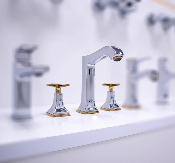 Смеситель Hansgrohe Metropol Classic  24 интернет магазин сантехники BATHPOINT